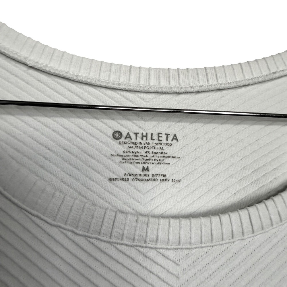 Athleta Womens Gray Ribbed Chevron Seamless Long Sleeve Top‎ Thumbholes Medium - Picture 3 of 9